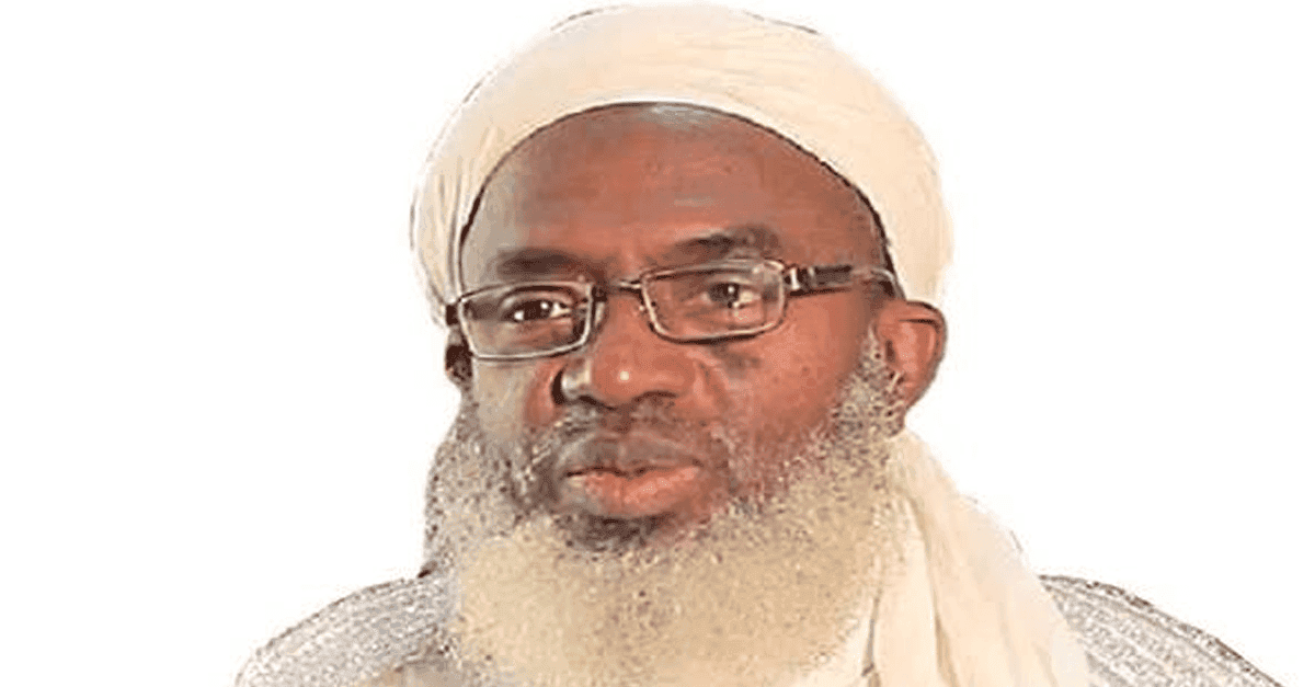 Sheikh Ahmad Abubakar Gumi speaking at a podium