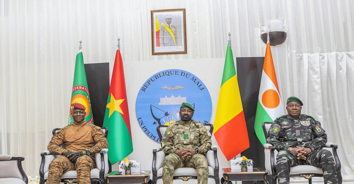 Russian ambassador Viktor Voropaïev speaking in an interview in Niger.